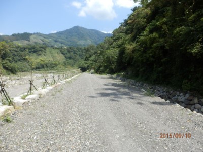 完成整治後岸坡恢復穩定狀態