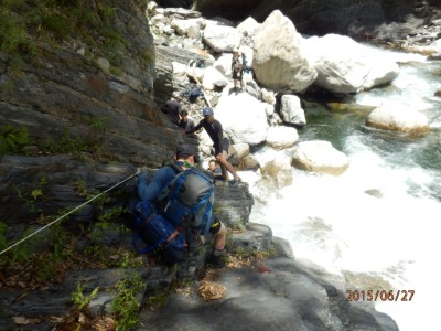 深山特遣任務需要克服各種地形