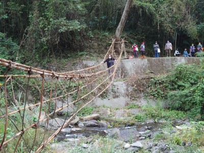 協助苗栗縣麻必浩部落在大安溪流域重現藤橋