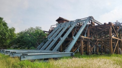 製材廠原木梯