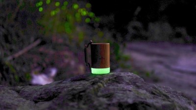 八仙山國家森林遊樂區限定限量款螢火蟲凹豆杯。(林業保育署臺中分署提供)